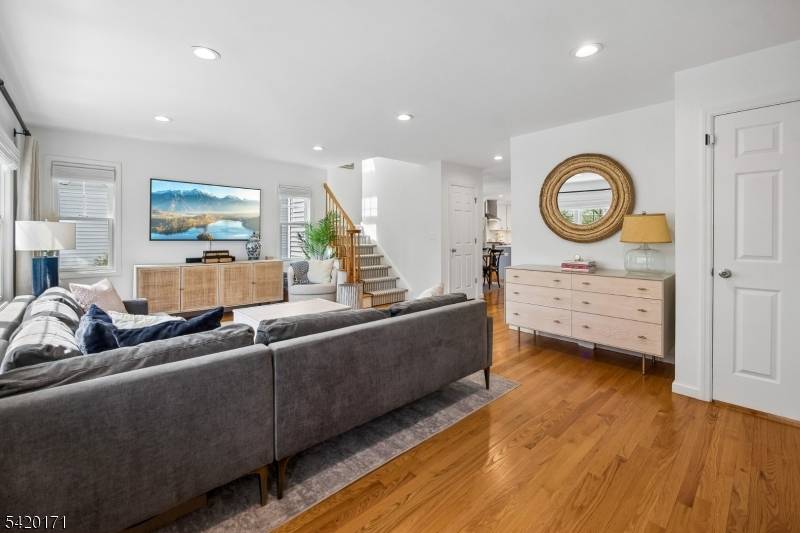 41 Milton Ave, Summit City, NJ 07901