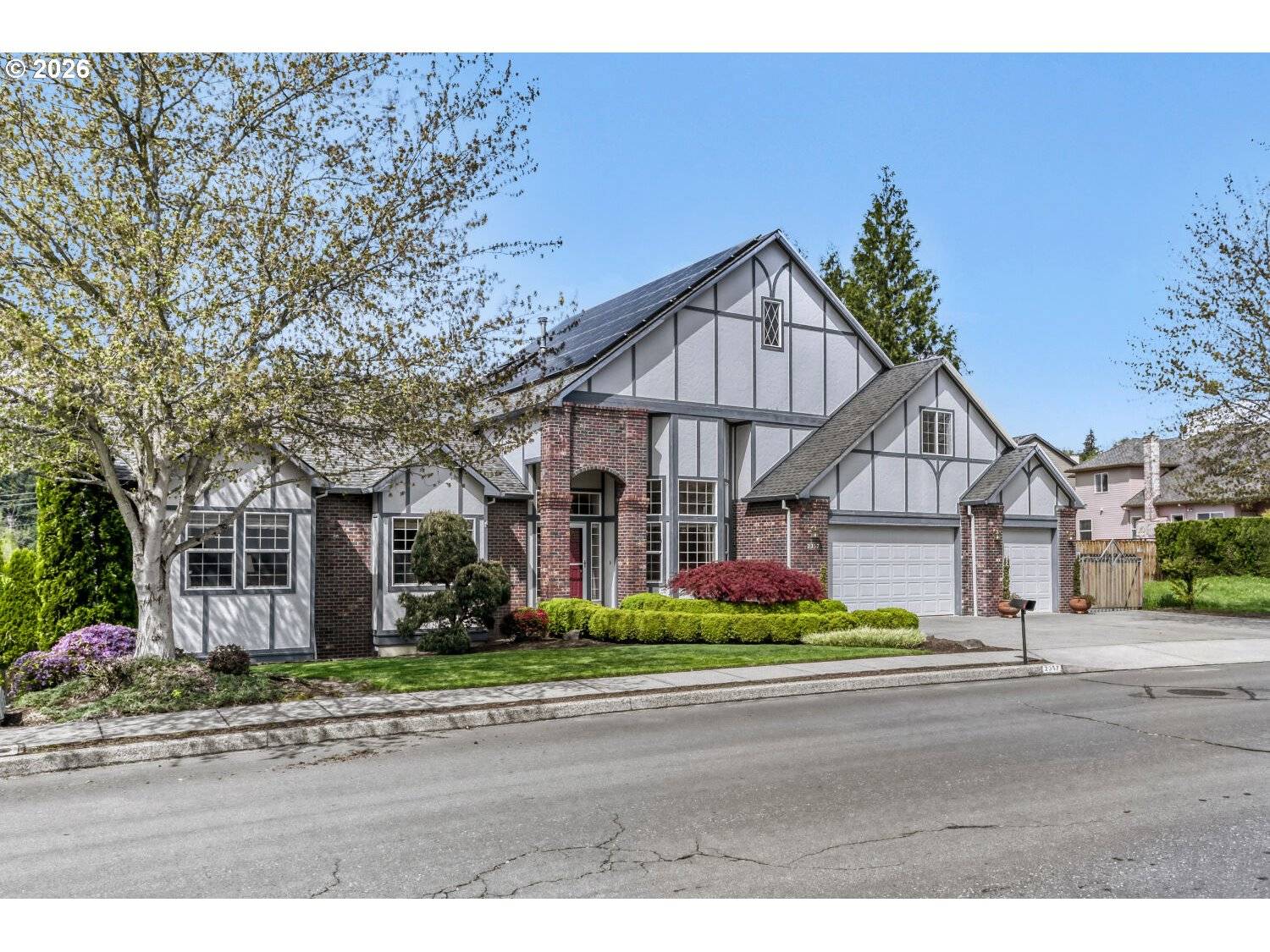 2357 SW LINNEMAN DR, Gresham, OR 97080