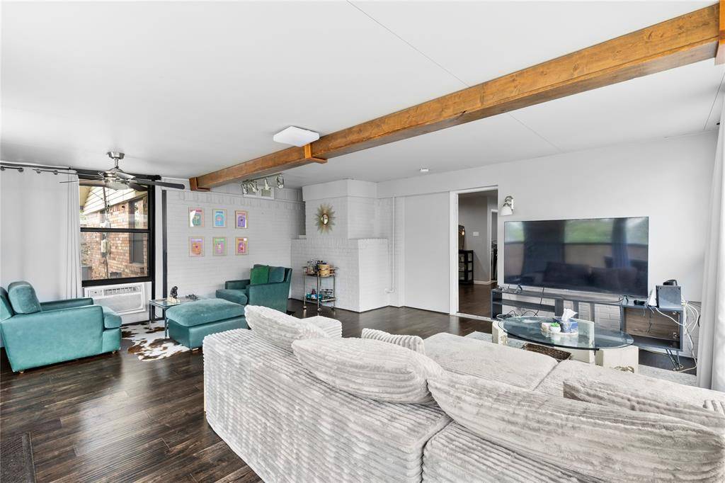 3925 Wind River Court, Irving, TX 75062