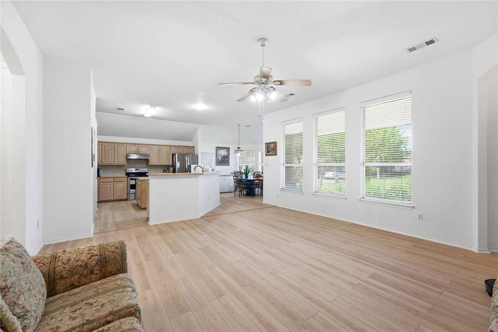 7451 Stonybrooke Drive, North Richland Hills, TX 76182