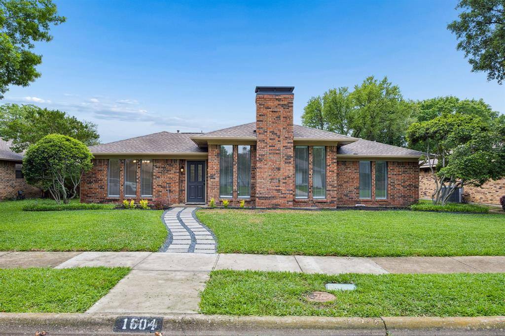 1604 Shadow Moss Way, Carrollton, TX 75007