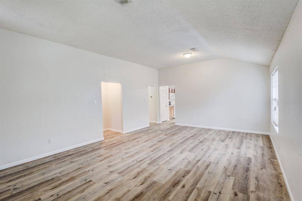 7133 Amber Drive, Dallas, TX 75241