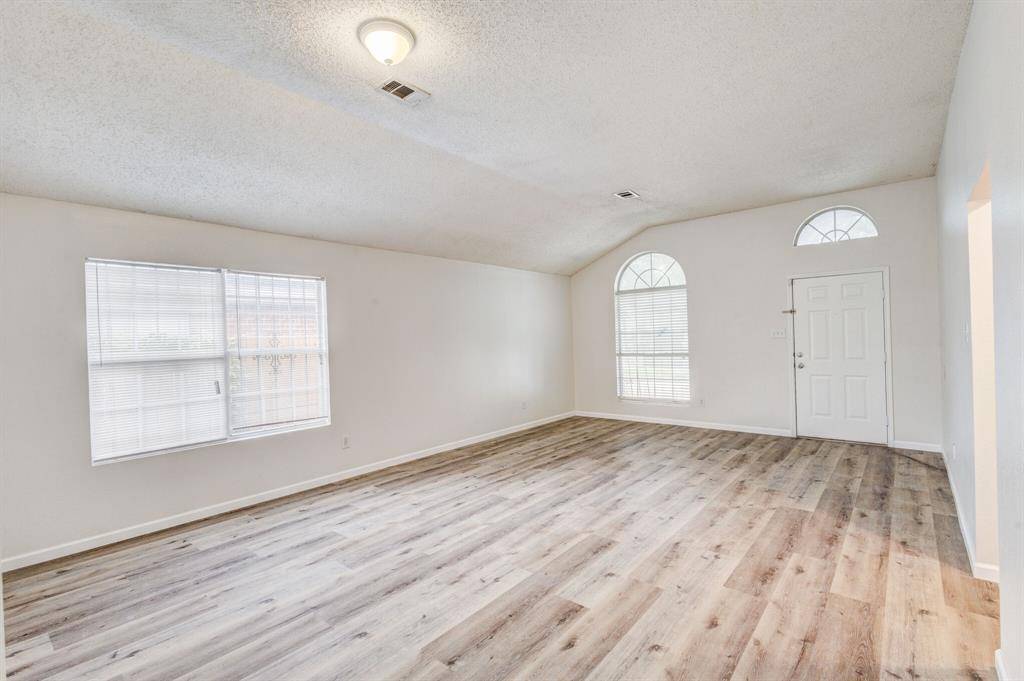 7133 Amber Drive, Dallas, TX 75241