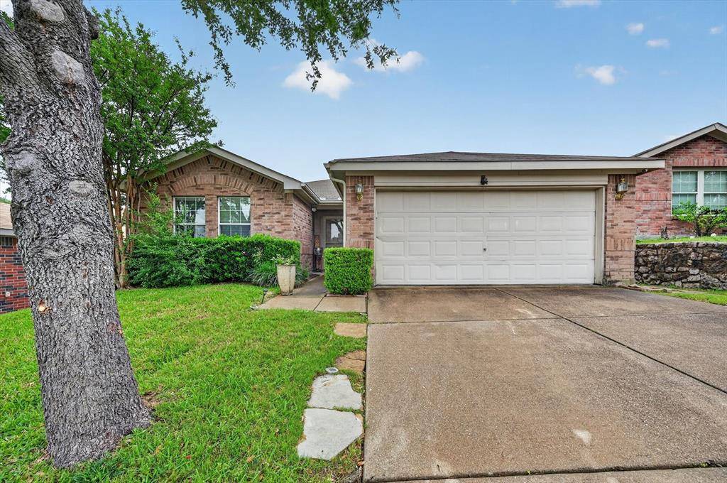 1634 Sax Leigh Drive, Dallas, TX 75241