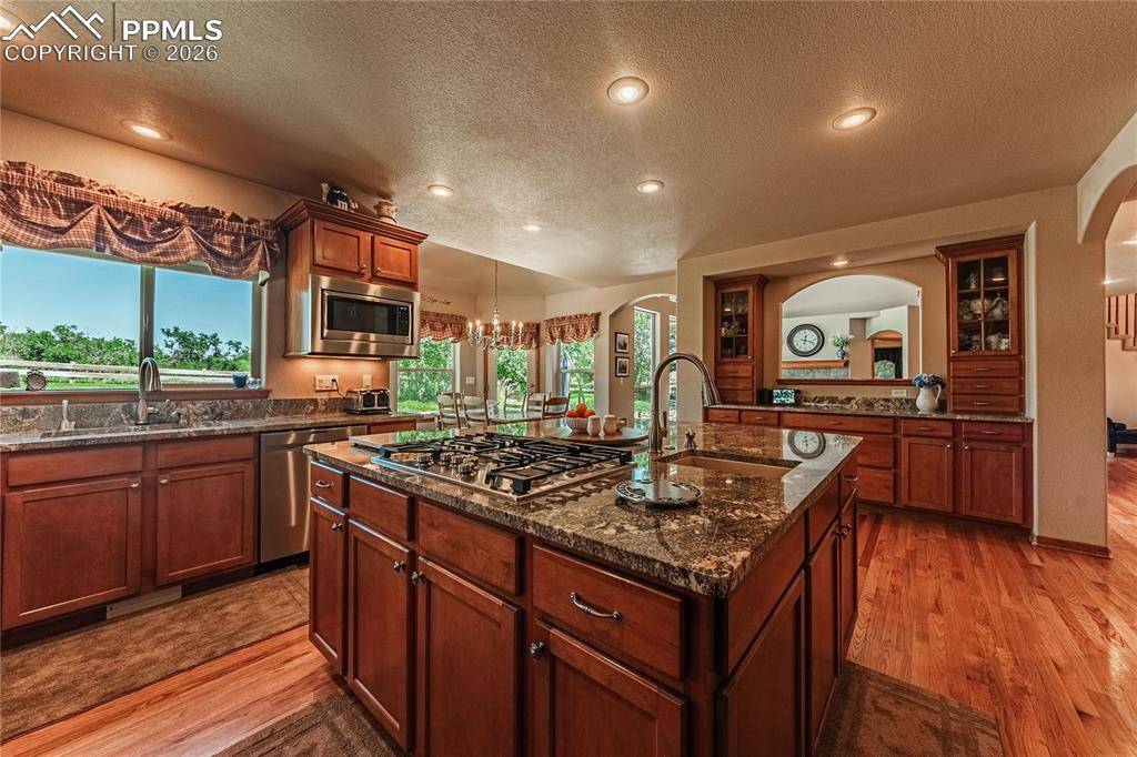 1630 Oakmont DR, Colorado Springs, CO 80921