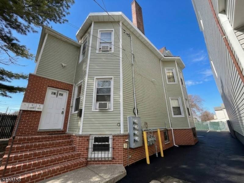 237-239 6Th Ave, Newark City, NJ 07107