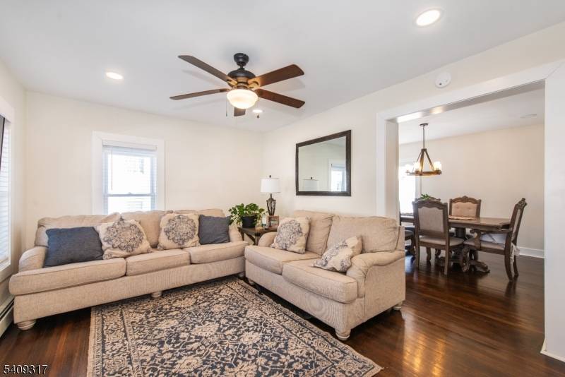 46 E Main St, Sussex Boro, NJ 07461