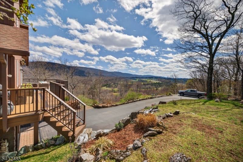 32 Evergreen Trl, Vernon Twp., NJ 07462