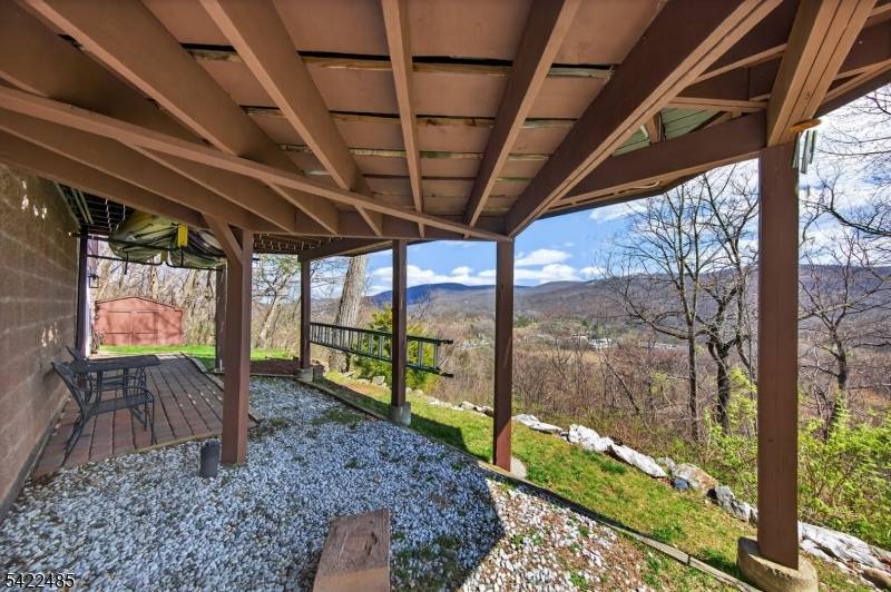 32 Evergreen Trl, Vernon Twp., NJ 07462