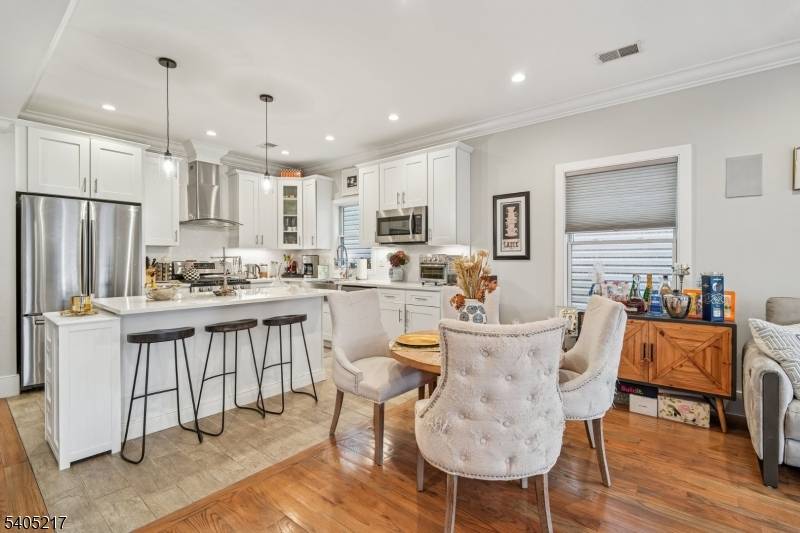 104 Poplar St #2, Jersey City, NJ 07307