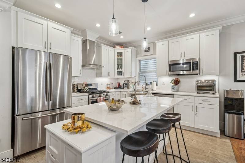 104 Poplar St #2, Jersey City, NJ 07307