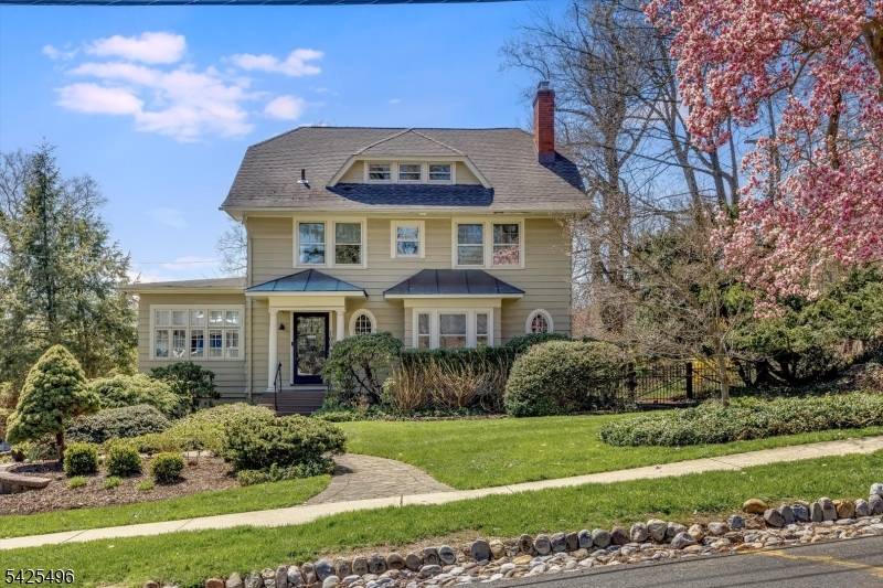 108 Durand Rd, Maplewood Twp., NJ 07040