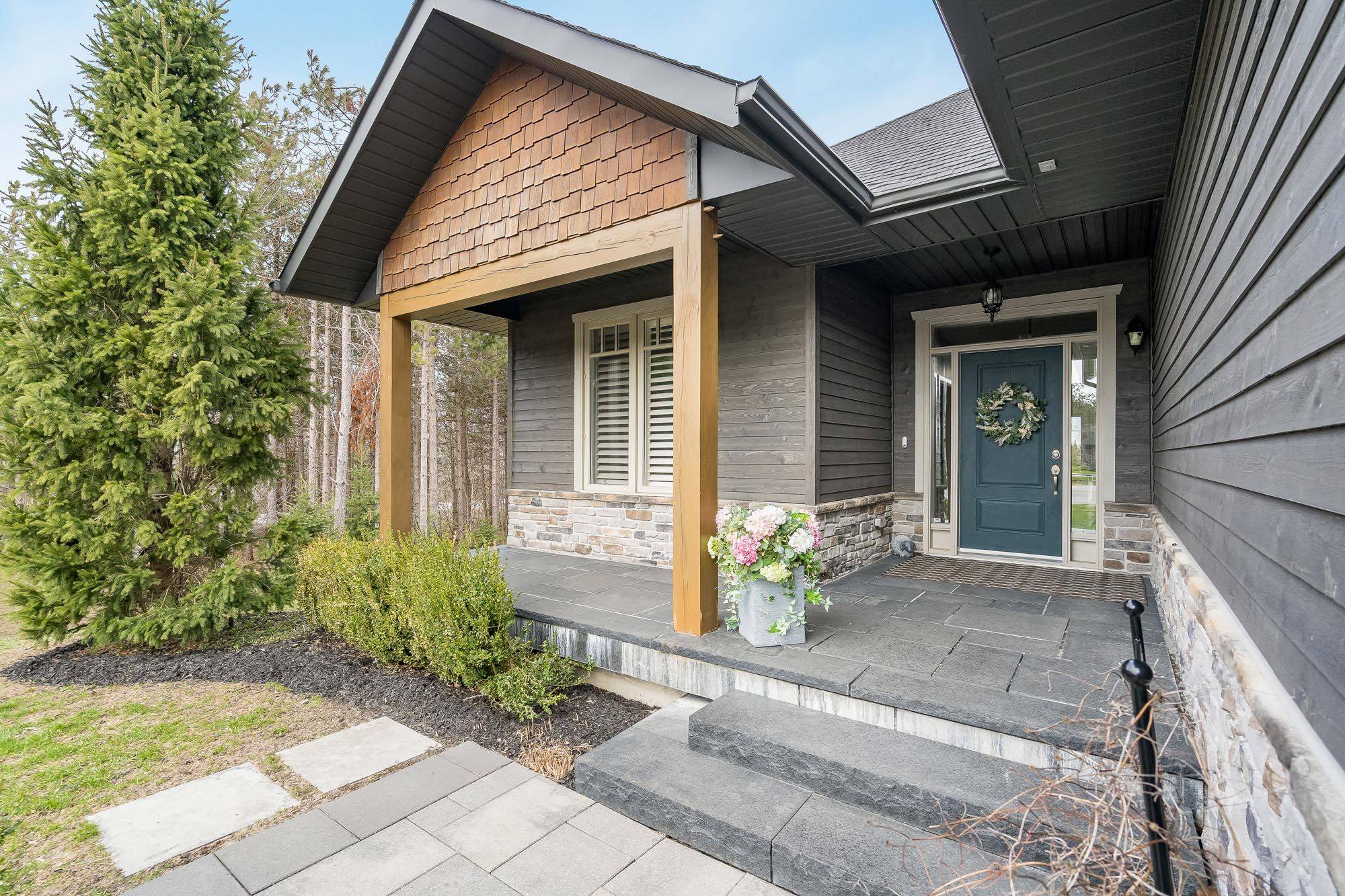 5 Boville CT, Oro-medonte, ON L0L 2L0