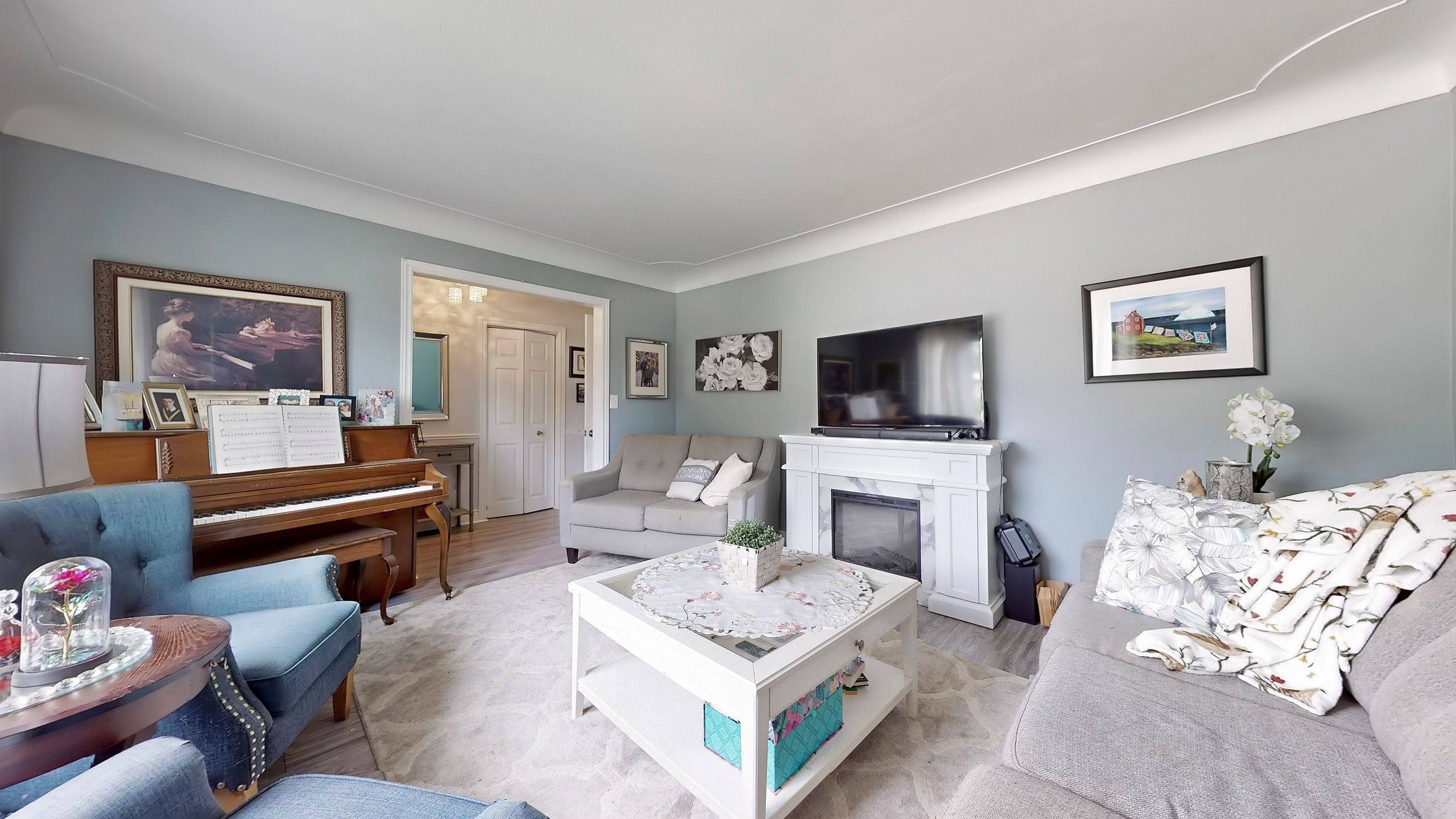 1306-08 Leighland RD, Burlington, ON L7R 3S5