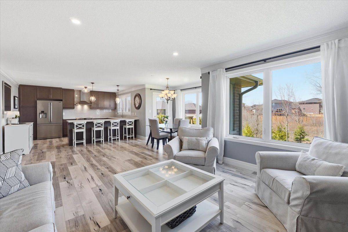 20 Granby CT, Belleville, ON K8N 0G5