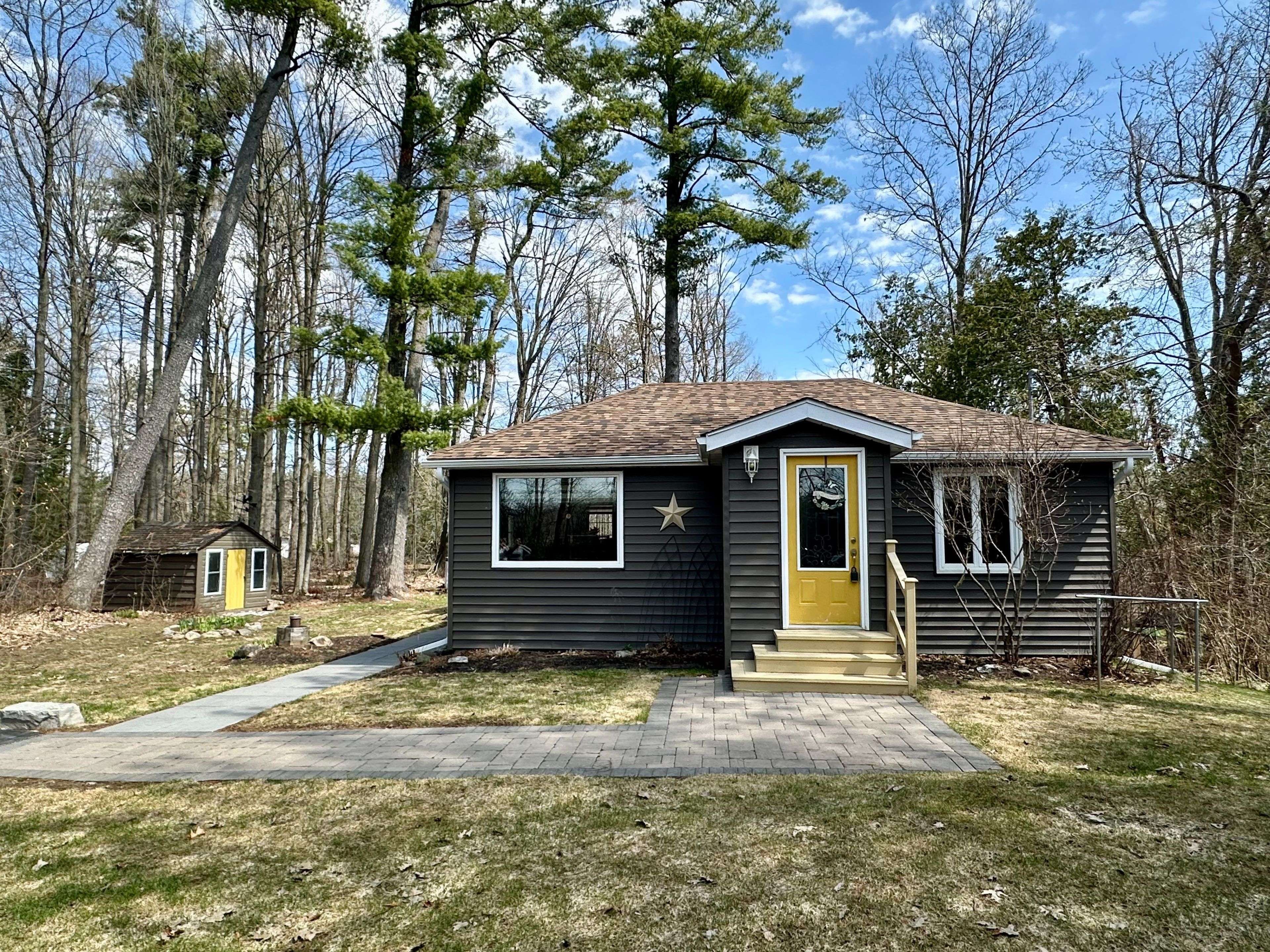 29 Stinsons Bay RD, Kawartha Lakes, ON K0M 1N0