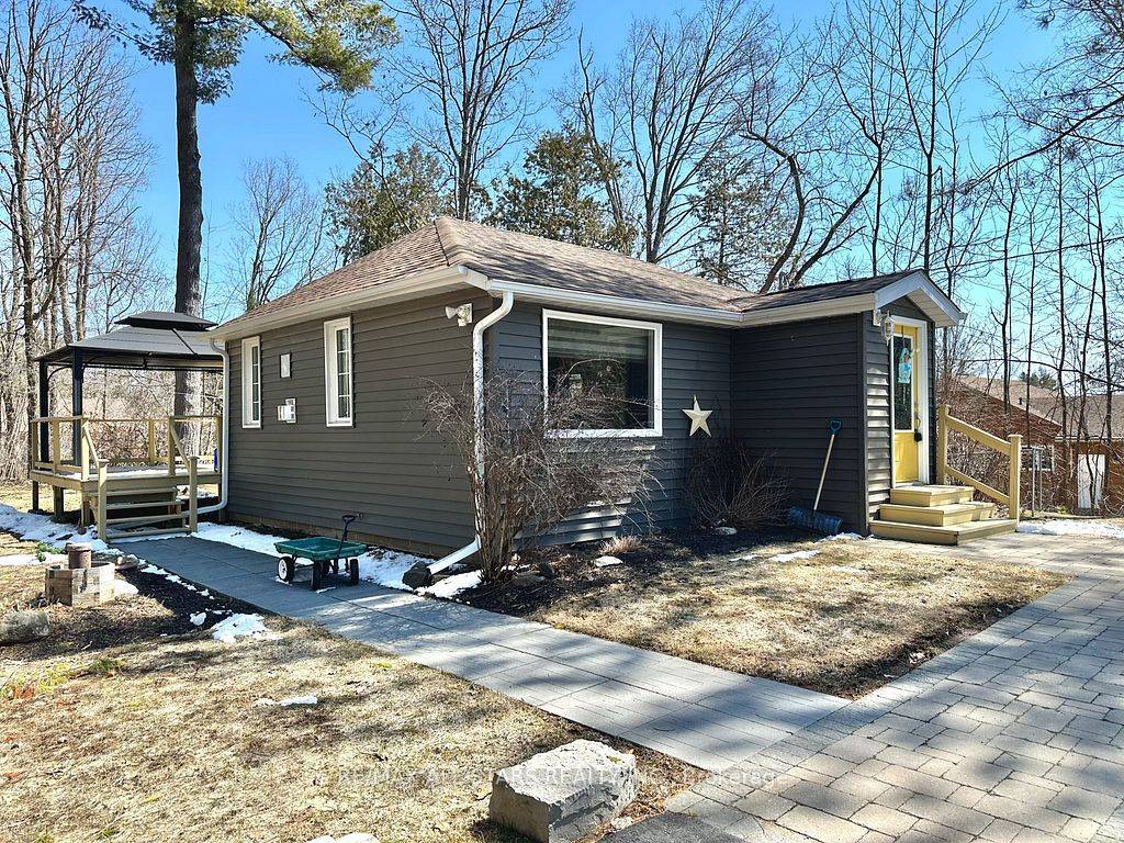 29 Stinsons Bay RD, Kawartha Lakes, ON K0M 1N0
