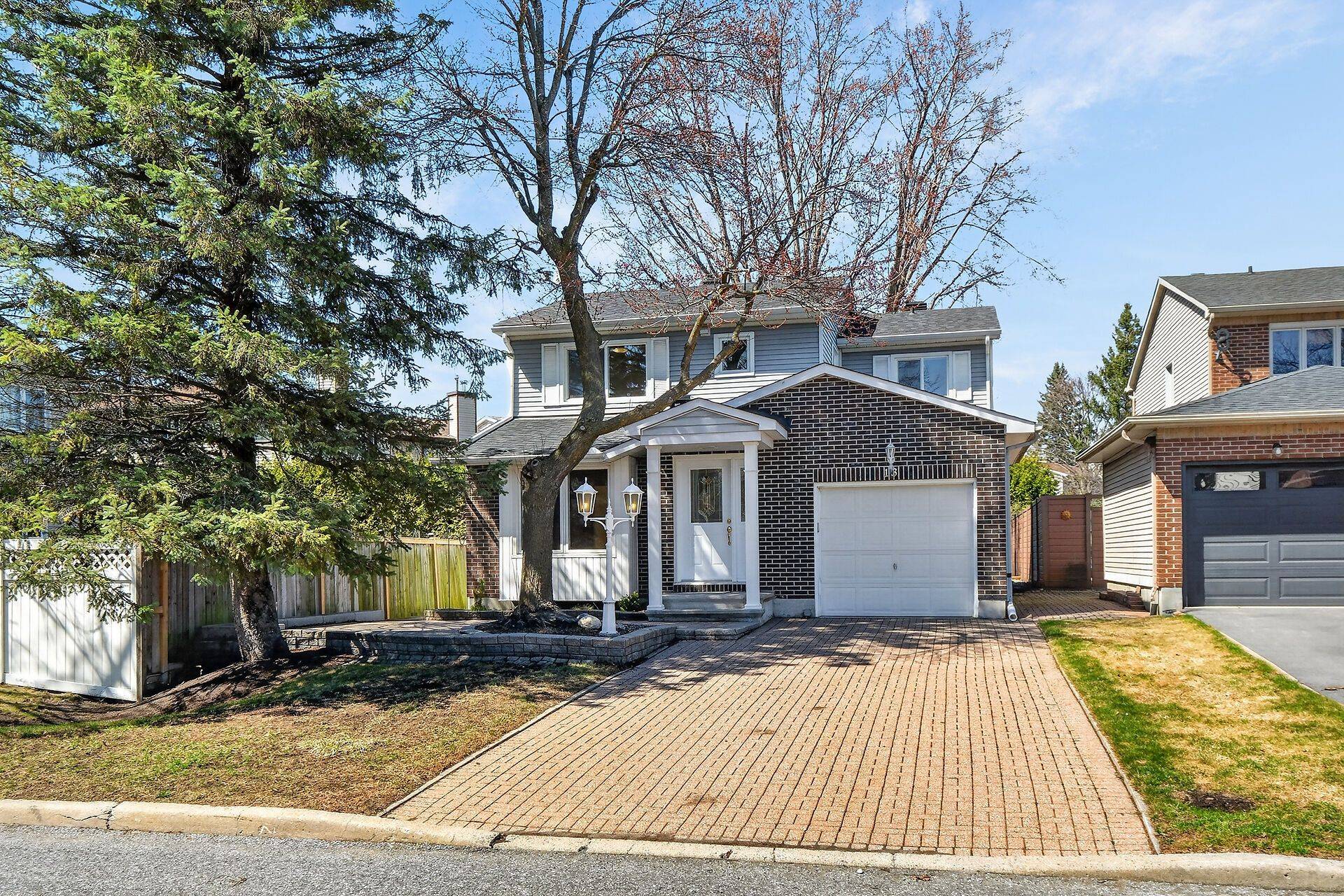 13 Valley Ridge ST, Cityview - Parkwoods Hills - Rideau Shore, ON K2E 7W1