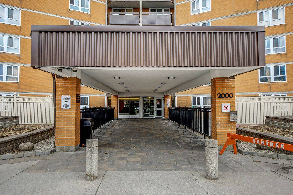 2000 Jasmine CRES #206, Beacon Hill North - South And Area, ON K1J 8K4