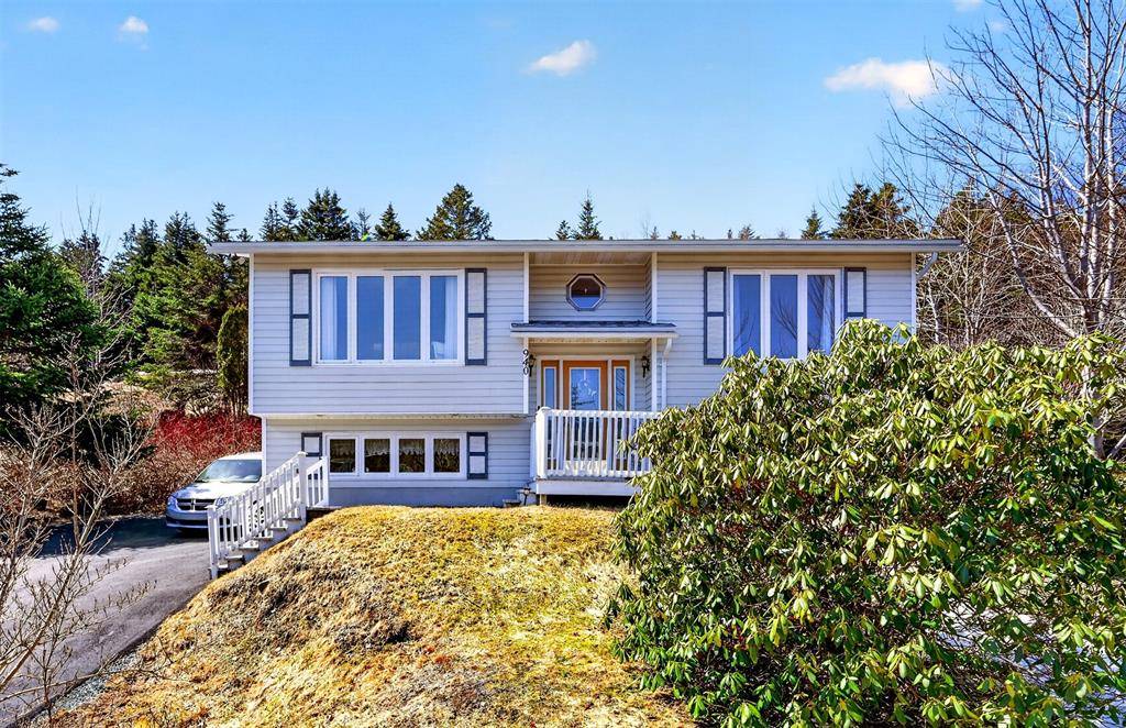 940 St Thomas Line, Portugal Cove - St.  Philip's, NL A1M 1K3