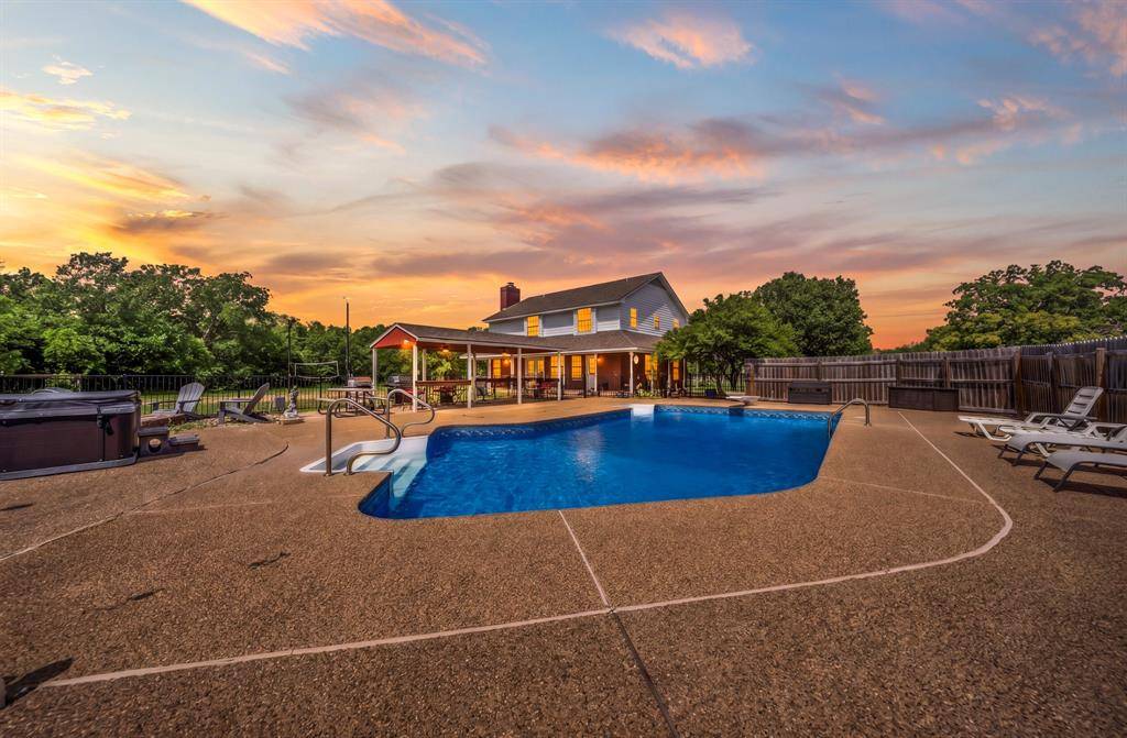 129 Lemley Lane, Waco, TX 76705