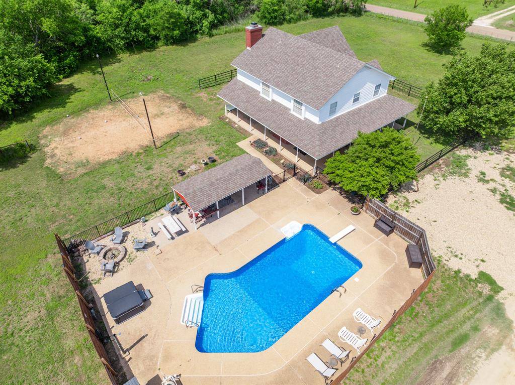 129 Lemley Lane, Waco, TX 76705