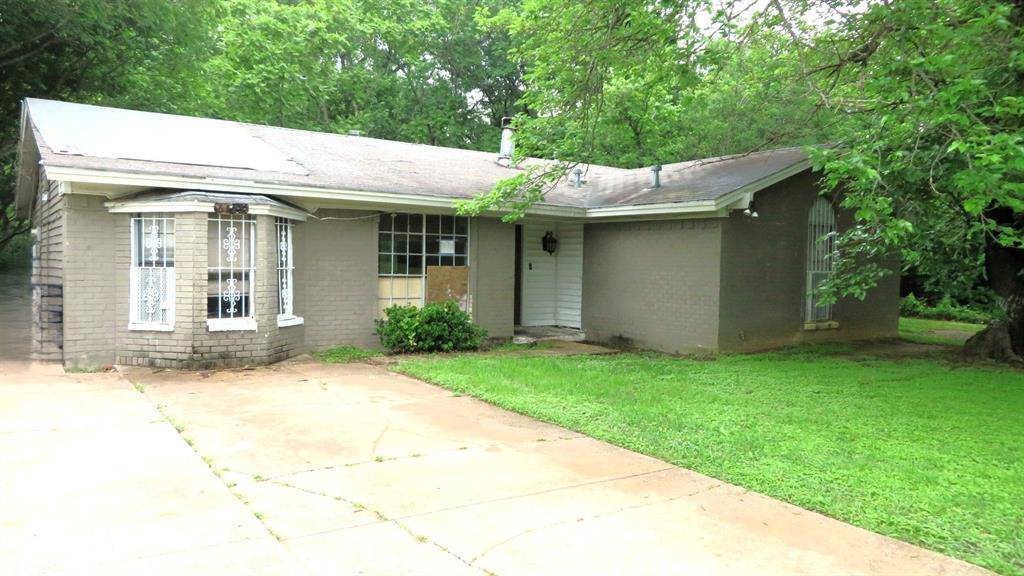 6525 Palm Island Street, Dallas, TX 75241