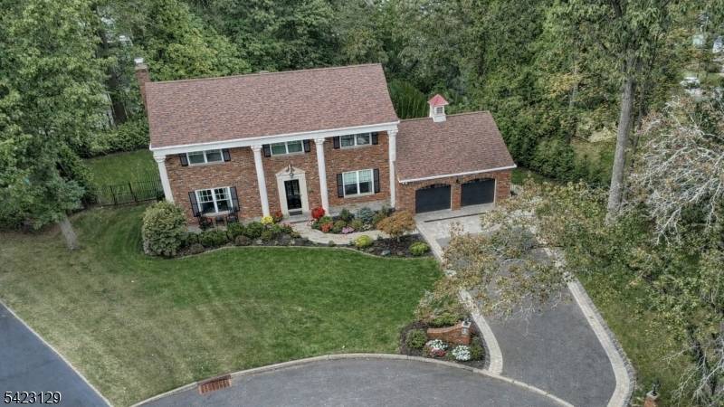 23 Erli St, Wayne Twp., NJ 07470