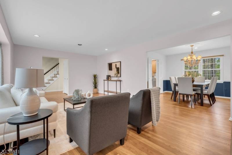 44 Manitou Cir, Westfield Town, NJ 07090