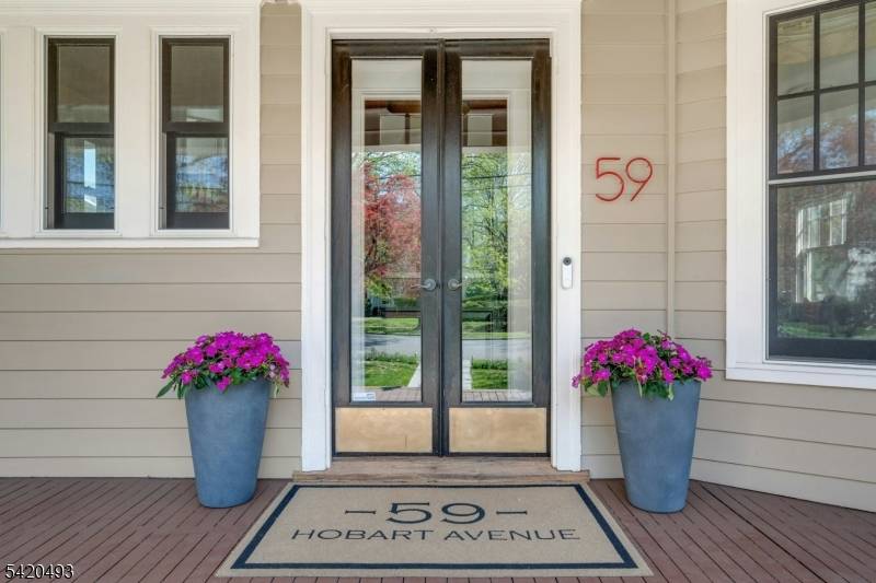 59 Hobart Ave, Summit City, NJ 07901