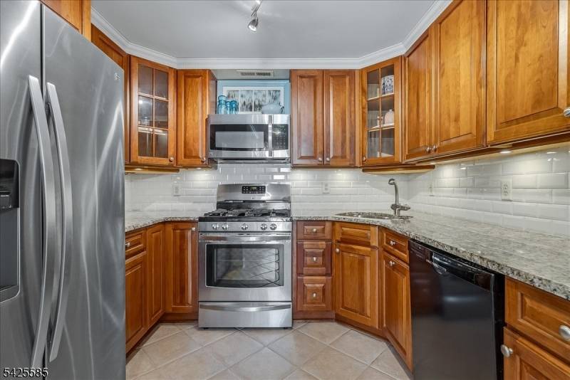 13 Franklin Pl #6D, Morristown Town, NJ 07960