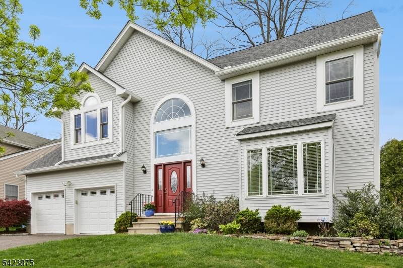 7 Blazure Dr, Bernardsville Boro, NJ 07924