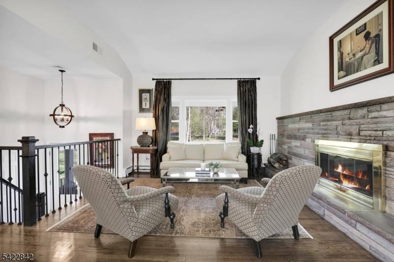 36 Coppergate Dr, Bernards Twp., NJ 07920