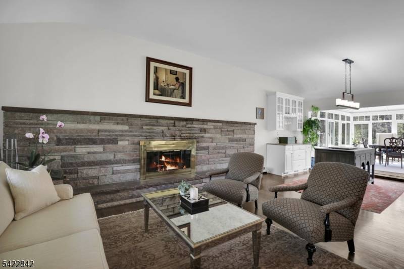 36 Coppergate Dr, Bernards Twp., NJ 07920