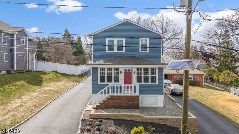 69 S Mountain Ave, Cedar Grove Twp., NJ 07009