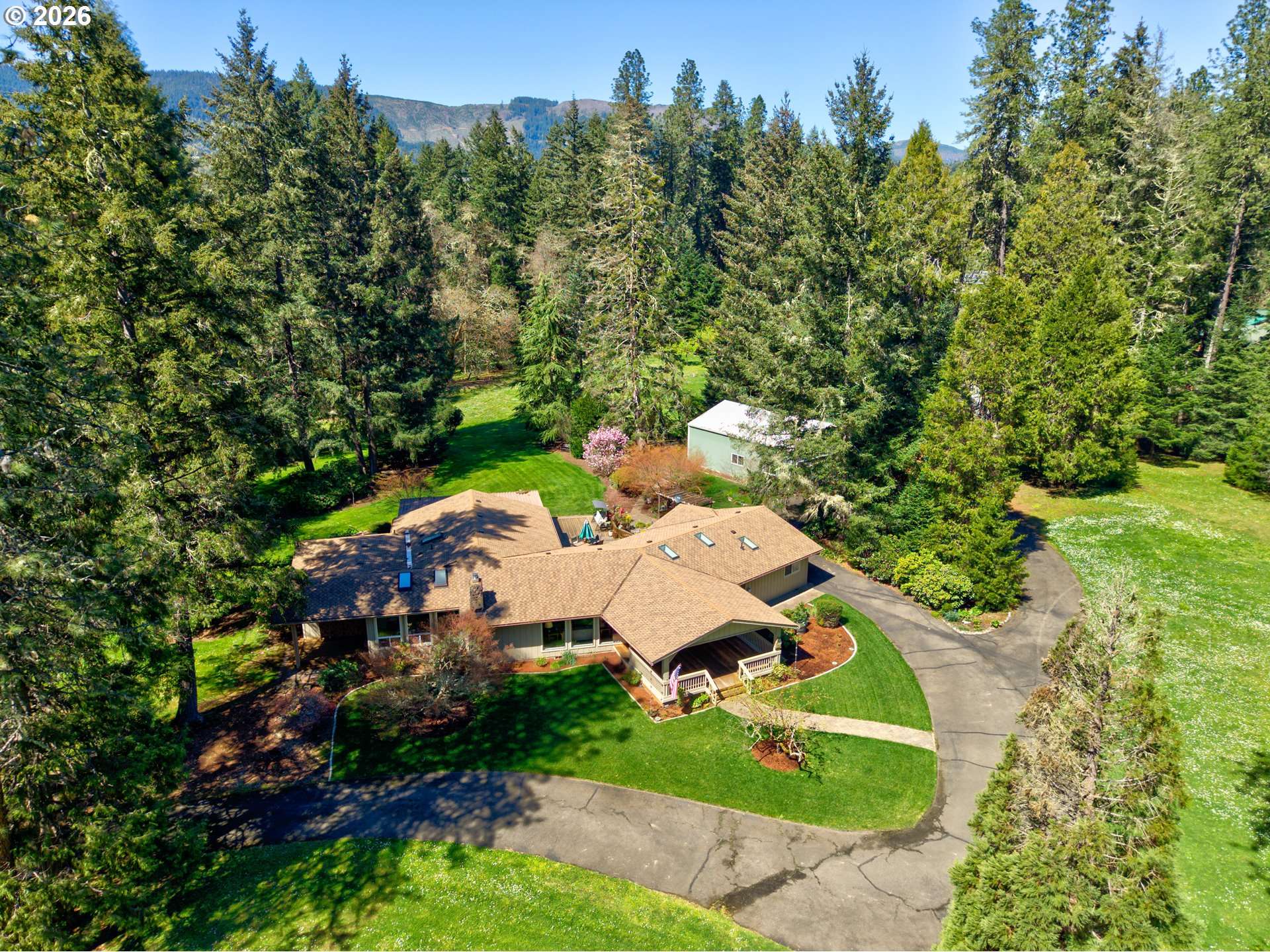 738 ELGAROSE RD, Roseburg, OR 97471