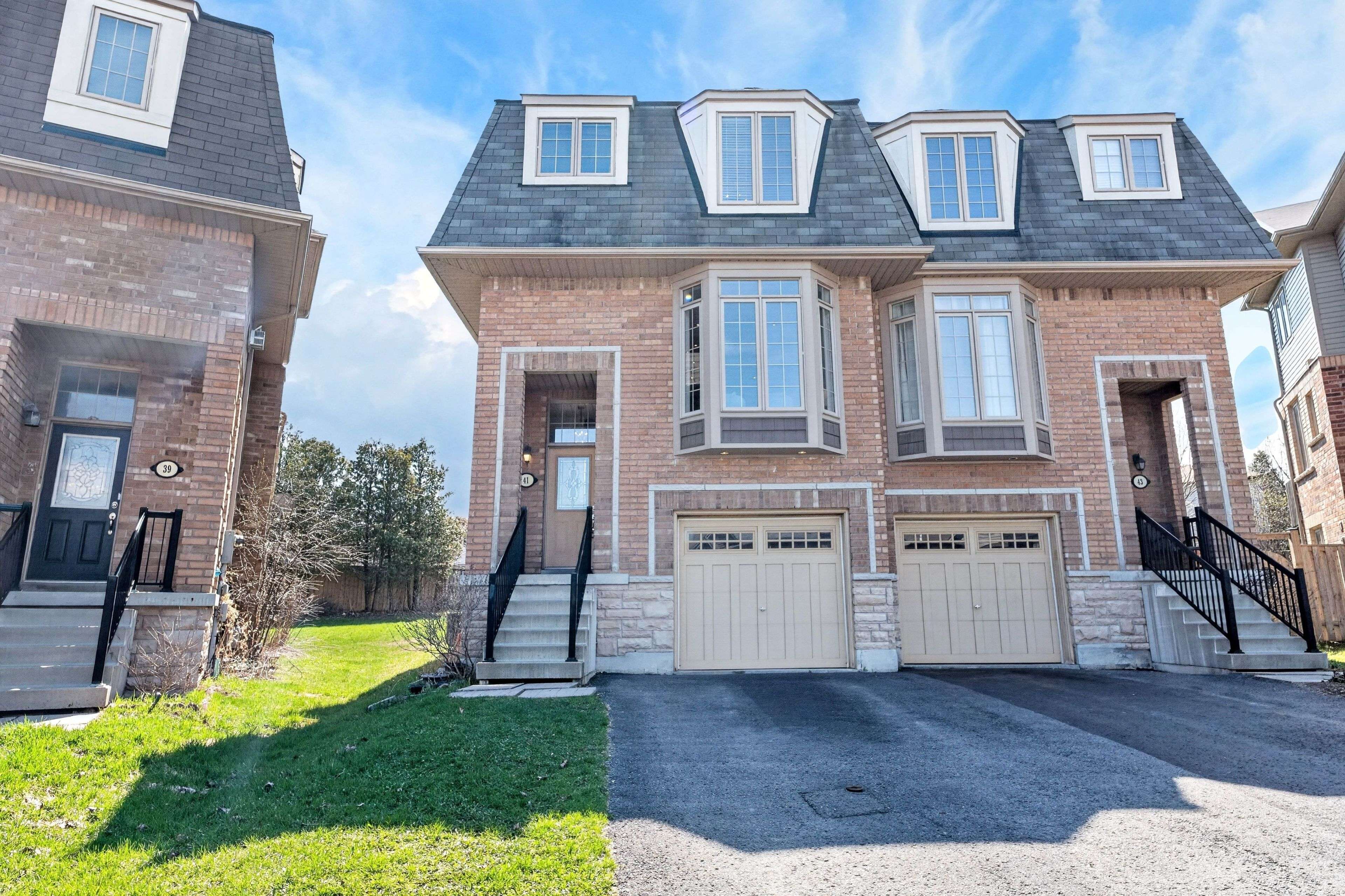 41 Horton ST, Ajax, ON L1Z 1E3