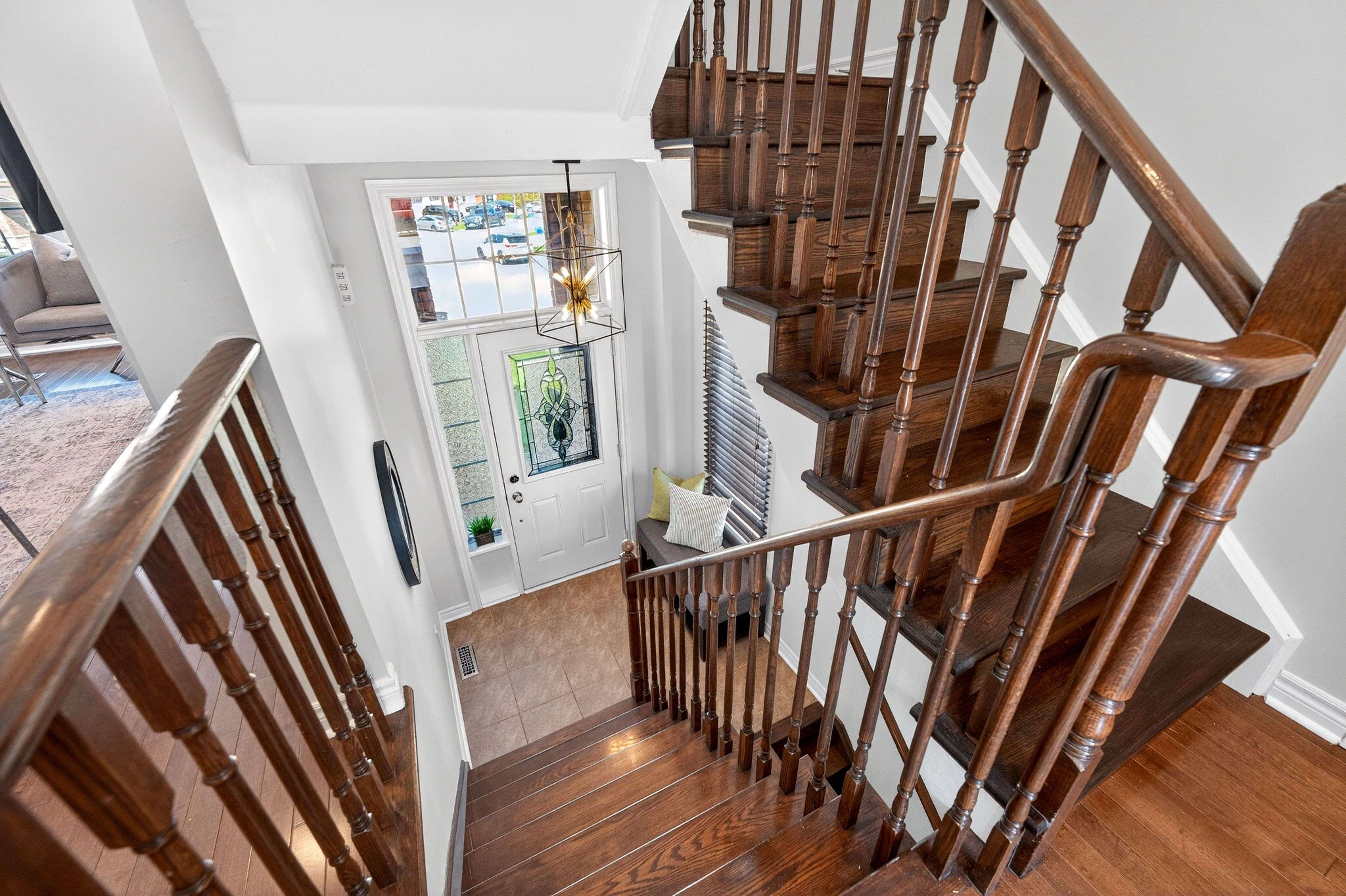 41 Horton ST, Ajax, ON L1Z 1E3