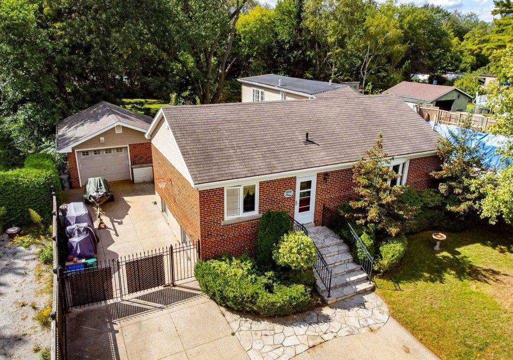 550 Fourth Line, Oakville, ON L6L 5A7