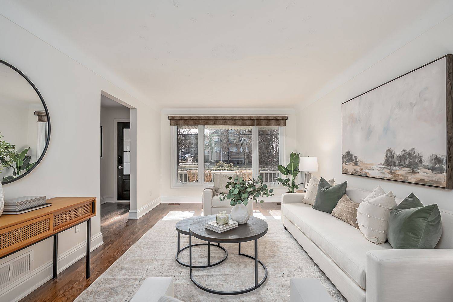 5193 Lakeshore RD, Burlington, ON L7L 1C7