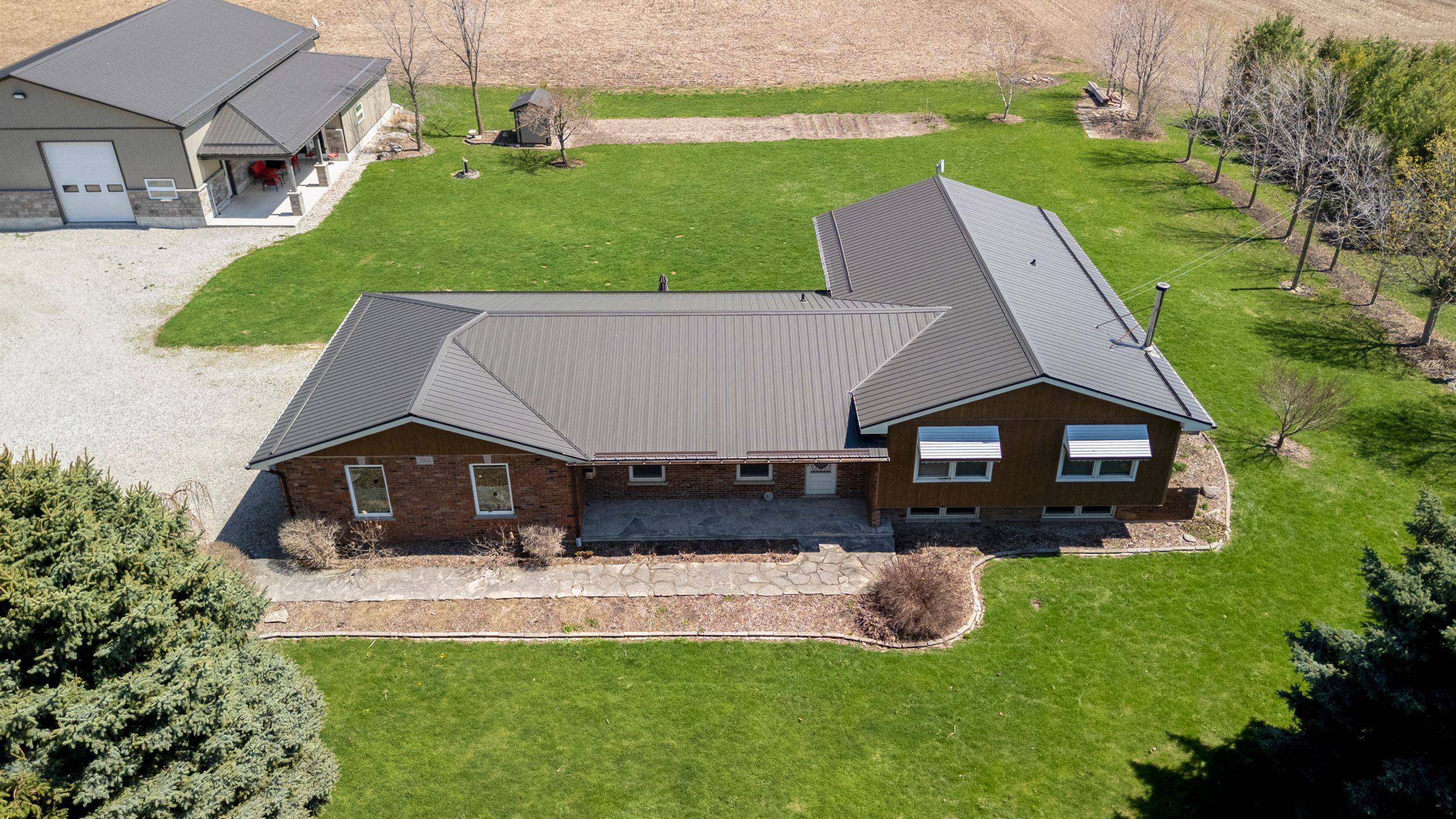 35176 Coursey Line, Lucan Biddulph, ON N0M 2J0