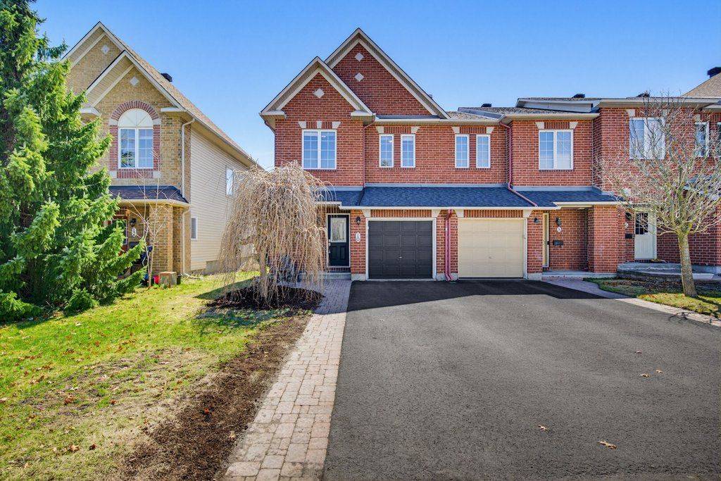 10 Valemont ST, Barrhaven, ON K2G 6Y1