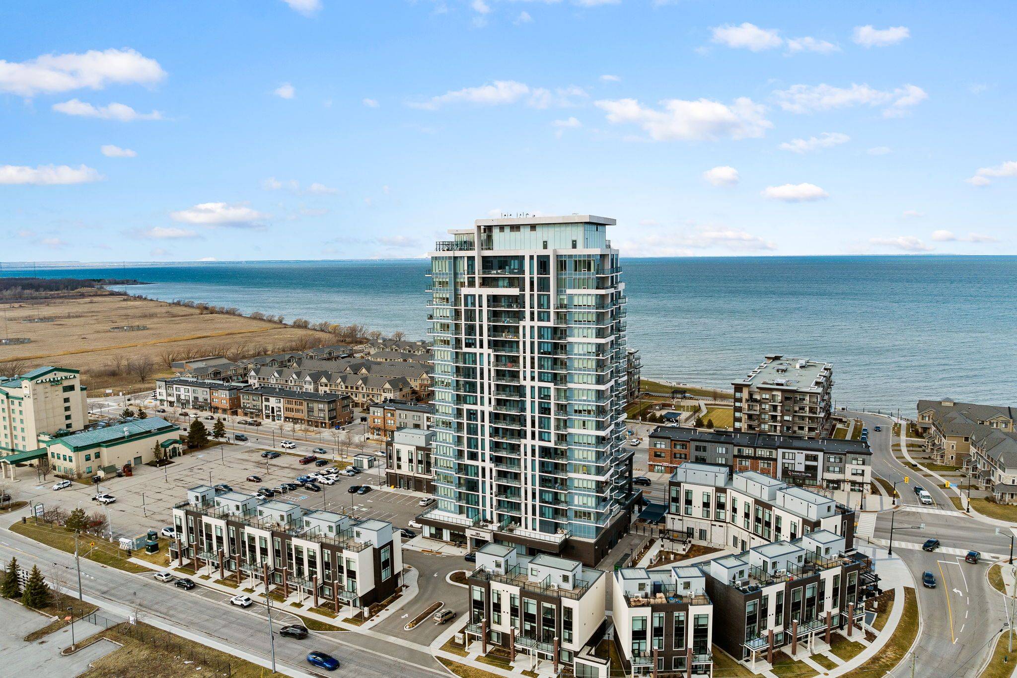 385 Winston RD #Unit 501, Grimsby, ON L3M 4E8