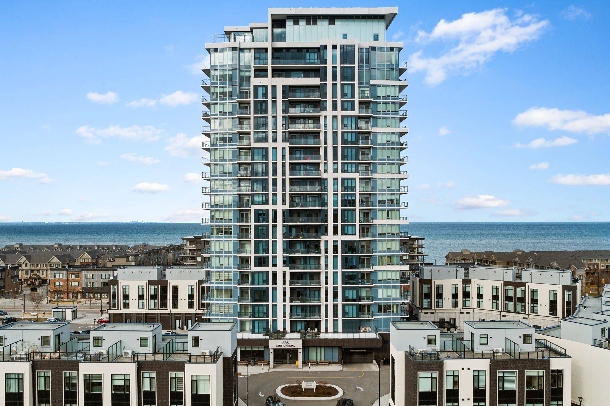 385 Winston RD #Unit 501, Grimsby, ON L3M 4E8