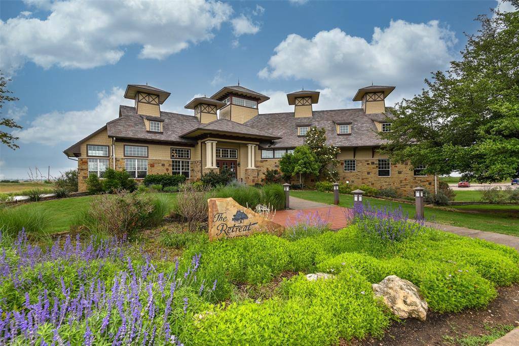 8001 SCOTSCRAIG Drive, Cleburne, TX 76033