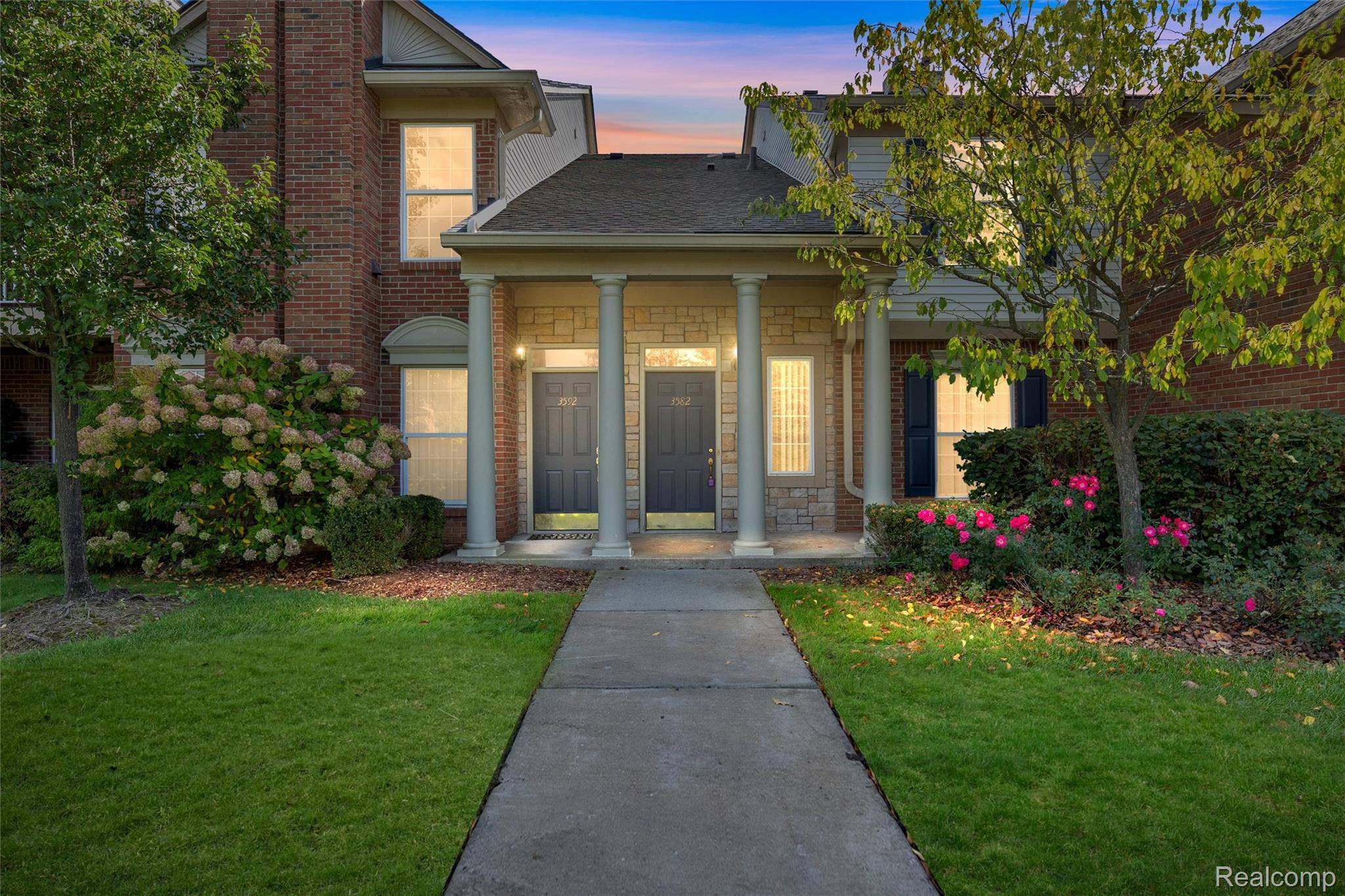 3582 Tremonte Circle S, Rochestercity_oakland, MI 48306