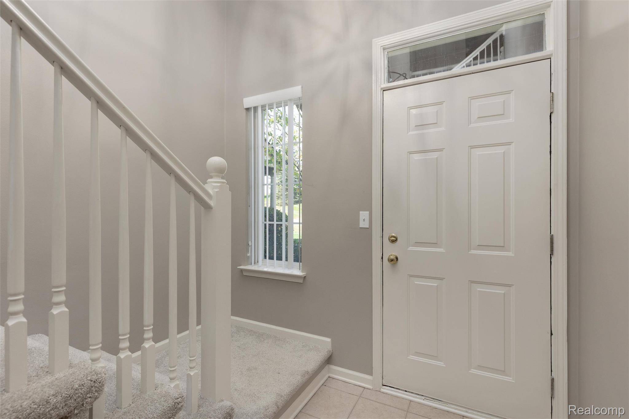 3582 Tremonte Circle S, Rochestercity_oakland, MI 48306