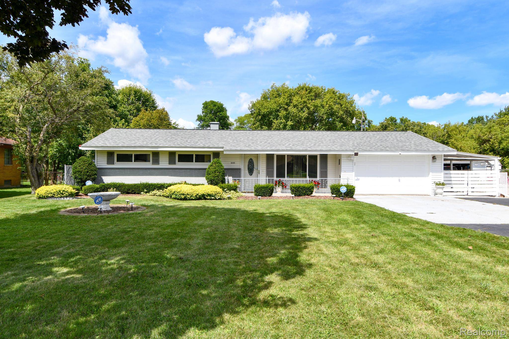 6443 Richfield RD, Genesee Charter Township, MI 48506