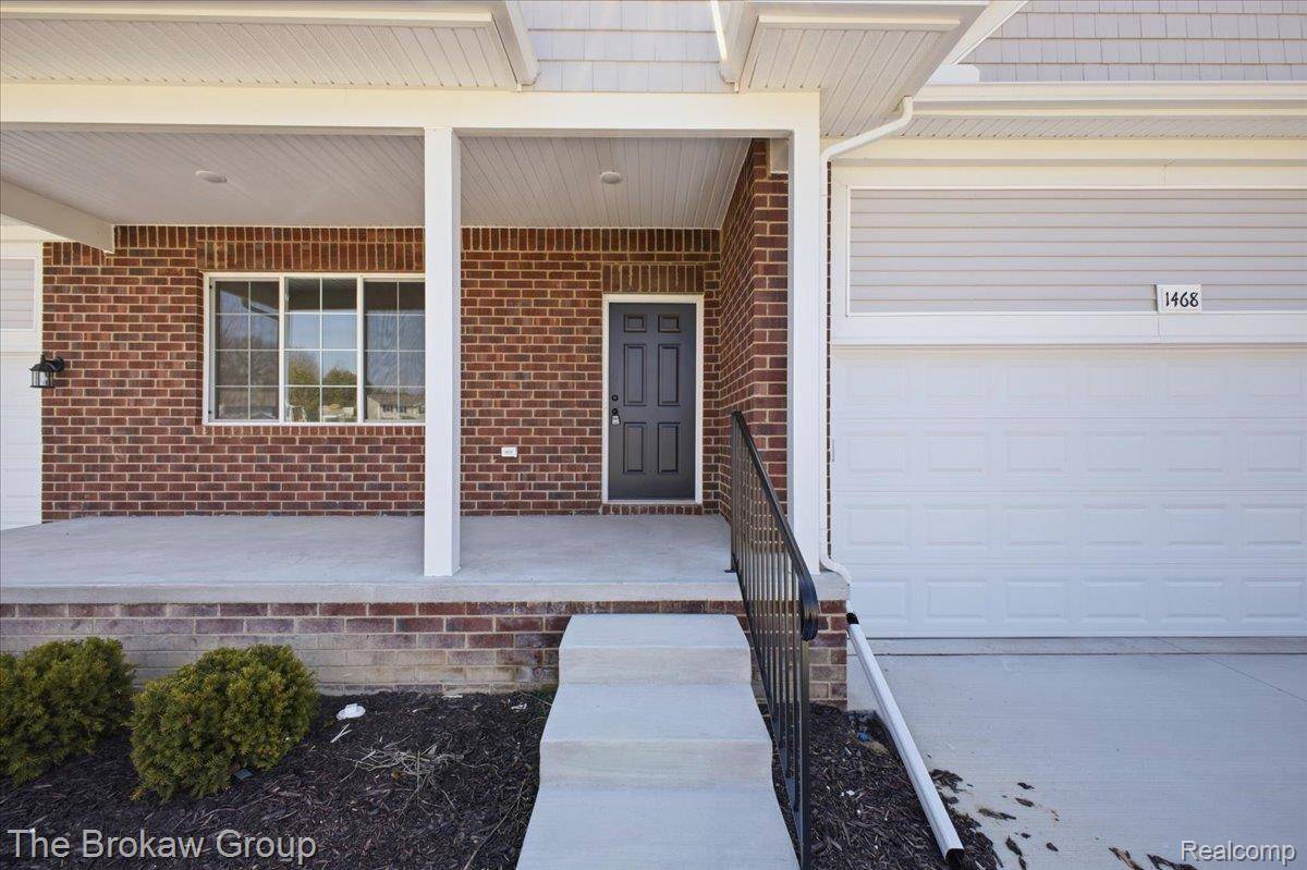 1468 Lincoln ST, Lapeer, MI 48446