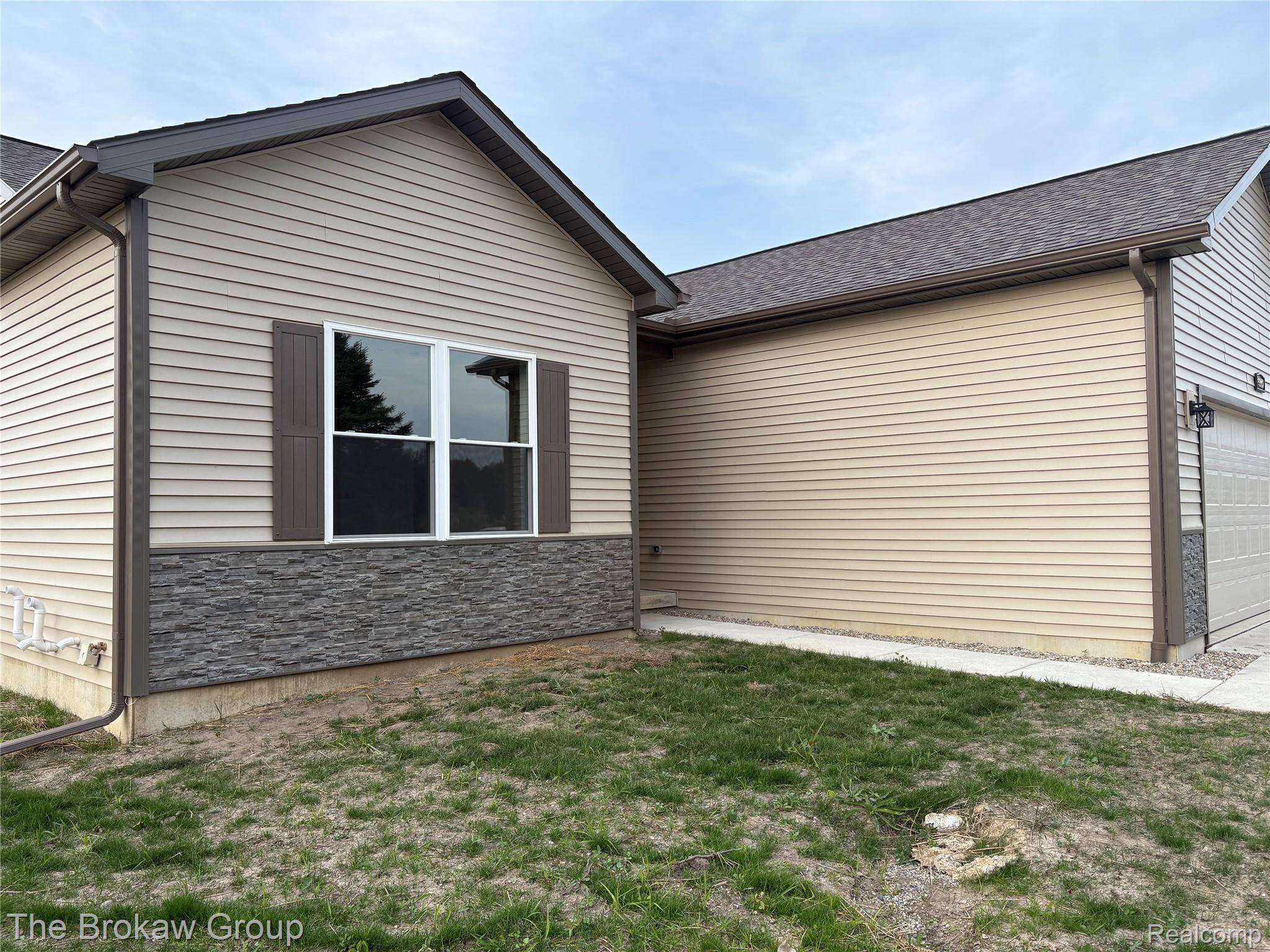 3369 Meadowridge CT, Richfield Township, MI 48423